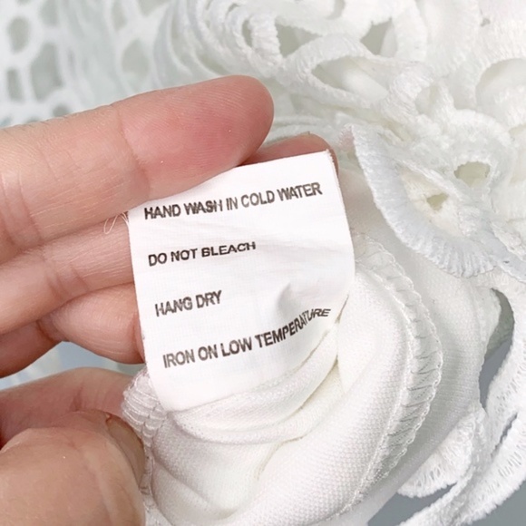 SOLITAIRE Womens Lined Geometric Cut Out D… - Picture 7 of 8